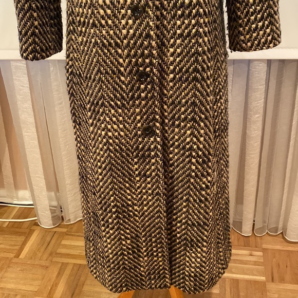 DANA Buchman fabulous coat with detachable beaver collar, size 6 - Picture 3 of 16